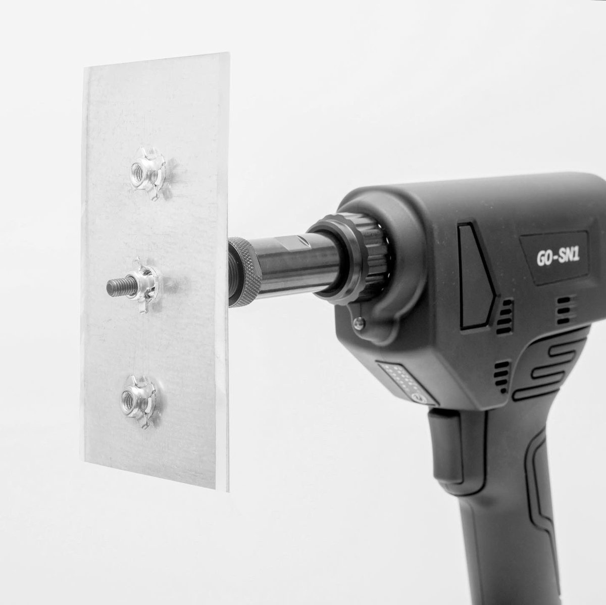 GmbhGoebel's tweet photo. The GO-SN1 is one of our #18V cordless battery tools for split rivet nuts (M5 - M10). In this case we used the GO-FOUR split rivet nut, which is available in steel in M4 - M8. This #rivet #nut perfectly sets in thin plastic sheet applications.
#goebel #gofour #splitnut #rivetnut https://t.co/ltHuGoQwkk