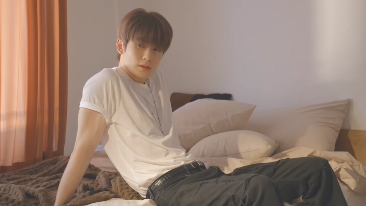 jhyunfolder's tweet image. forever only