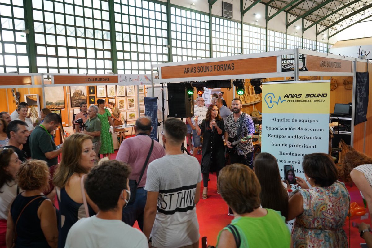 expohuelma's tweet photo. Actuación de Inmita &amp; Toledo en el stand de Arias Sound 🎤🎶
 
#ExpoHuelma #EH22 #ExpoHuelma2022 #AyuntamientodeHuelma #Huelma #SierraMagina #muchoquever #maginaenhuelma #vivemagina https://t.co/OrzMjPAQoj