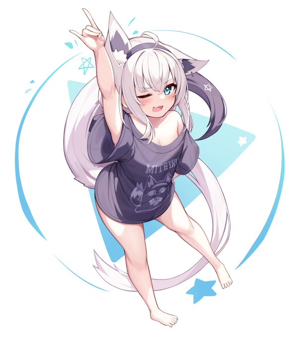 今回初めて販売するグッズなので、数量はアクリルスタンドとタペストリーそれぞれ100個だけ作りました! 