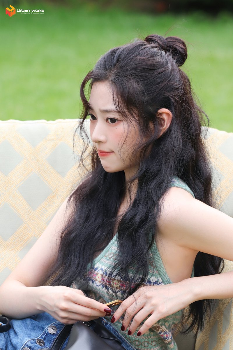 saveminju025's tweet photo. https://t.co/DNLaoterSL
