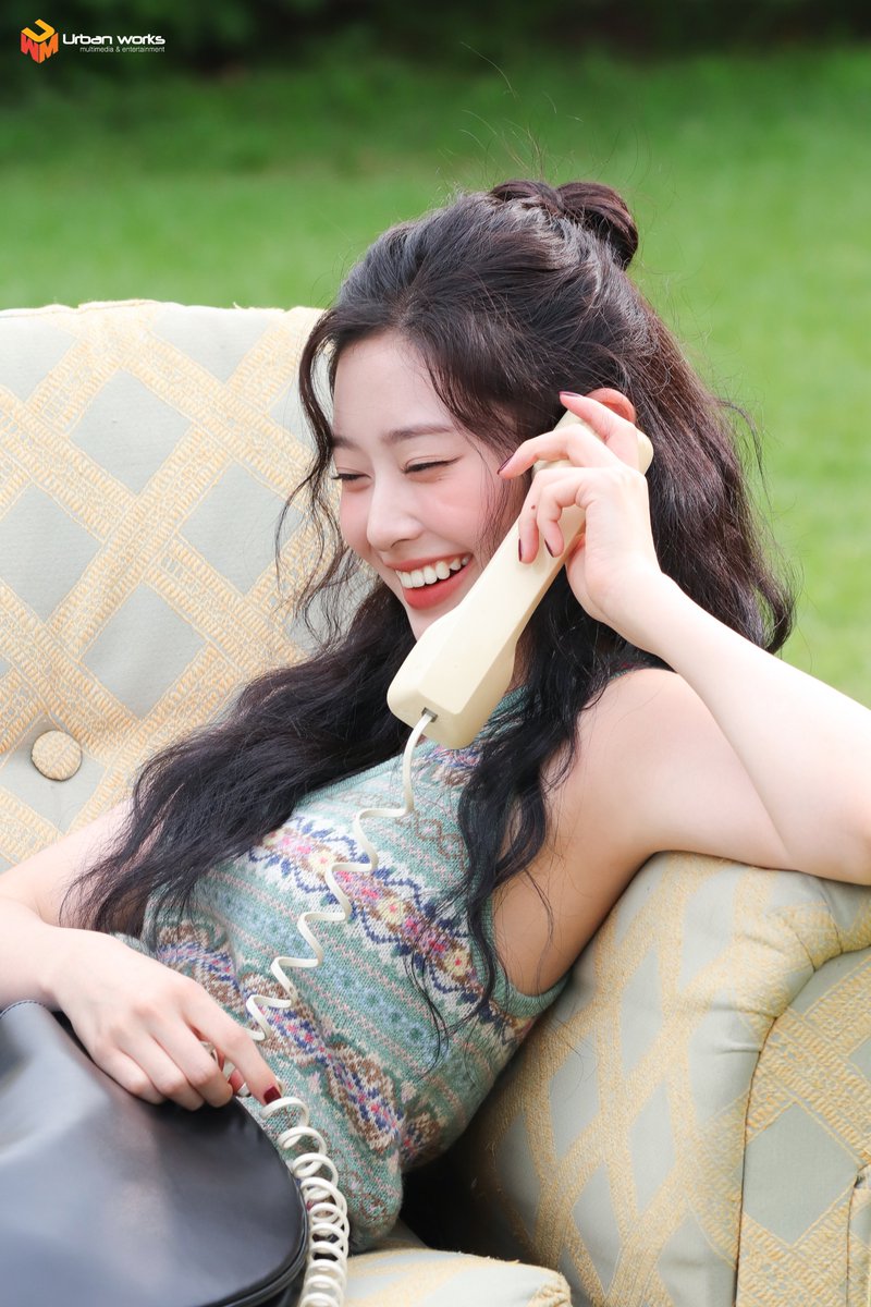 saveminju025's tweet photo. https://t.co/DNLaoterSL
