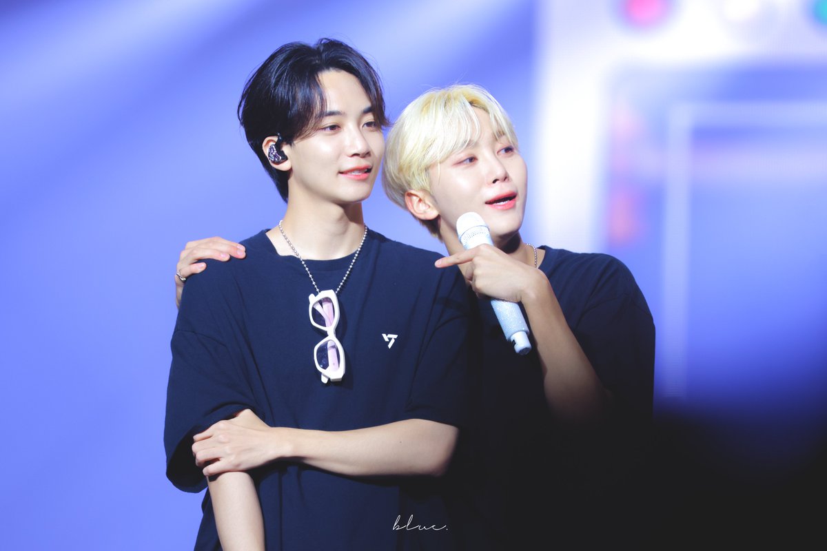blue____17's tweet photo. 220823 세븐틴 포트워스🇺🇸*

#세븐틴    #정한 #승관 https://t.co/bf7HBv1Tcq