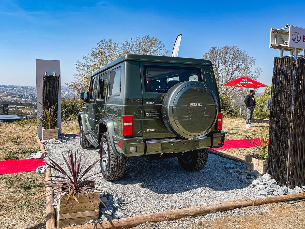khuleonwheels's tweet photo. Headed to the Festival of Motoring 2022? Feel free to check out the @baic_sa stand to catch the rugged BAIC B40Plus and attention grabbing BAIC B80. 

#BAICB40B40Plus #BAICB80 #BAICSA #FOM2022 https://t.co/RQe5vQo6wc
