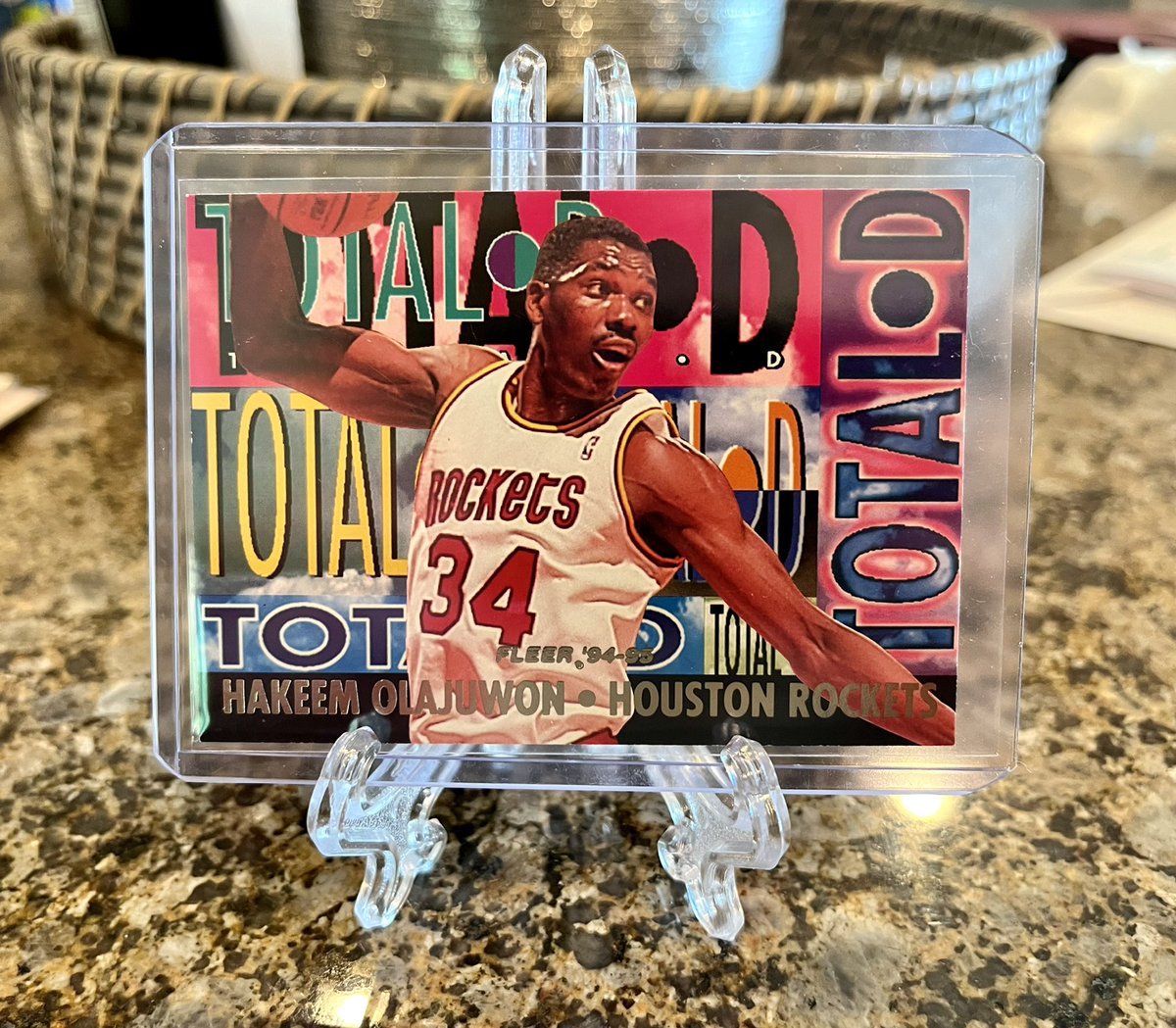 AkeemsDream94's tweet photo. Today’s entry in my Dream #asingleperday.
Like, share or comment and thanks for stopping by!
1994-95 Fleer Total D #5
1:7 packs, Series 2 Hobby exclusive.
In 1994, Dream became the first player to block 200 or more shots in 10 consecutive seasons. https://t.co/qpLUCWGygr