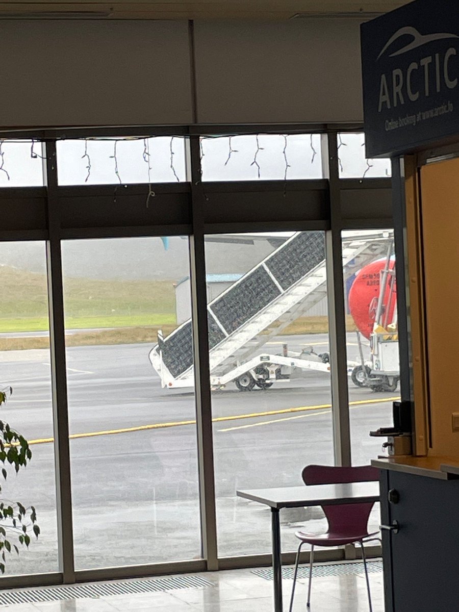 ihauglid's tweet photo. I'm at Vagar Airport in Sørvágur, Vagar https://t.co/ipFc4auqsS https://t.co/yo1UB2DYwg