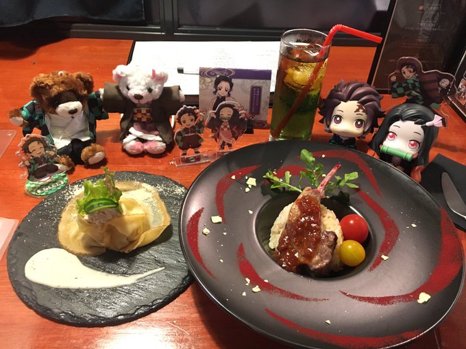 久しぶりに応募したら当たりましたー!POPはしのぶさん。3推しの次に好きなのは伊之助としのぶさんですランチョン禰󠄀豆子ちゃんが欲しかったけど、幼少期の妓夫太郎さんでした、まぁ一筋縄にゃいかねぇわな。ひとりダイニングも慣れたもの。竈門兄妹のオタク全開アピールして参りました 