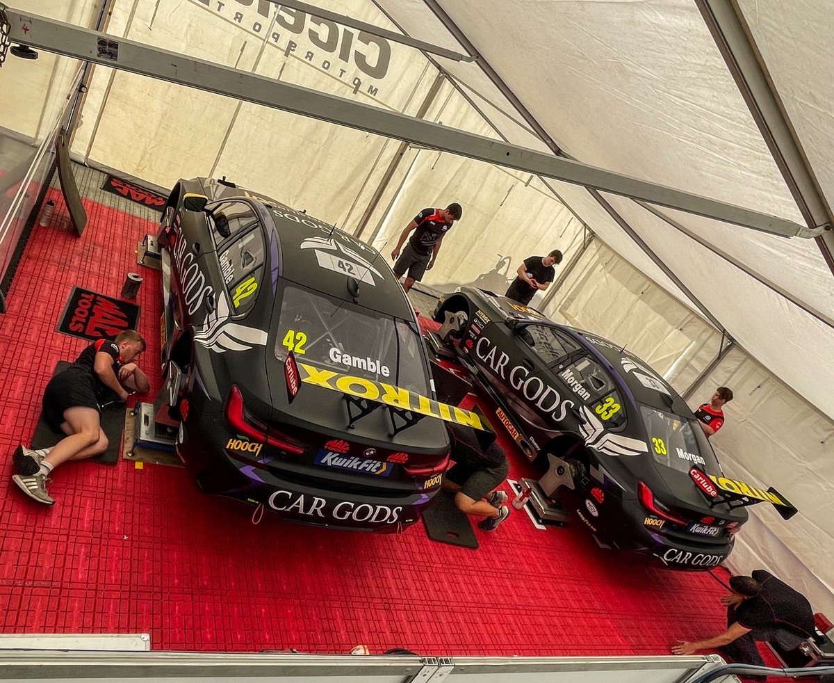🚘🔧 We never leave a stone unturned during our race weekend preparations. 

Our mechanics are keeping busy ahead of shakedown at 16:20 today. 👍🏁

#CiceleyMotorsport #BTCC @btcc #BMW #CarGods #AdamMorgan #GeorgeGamble