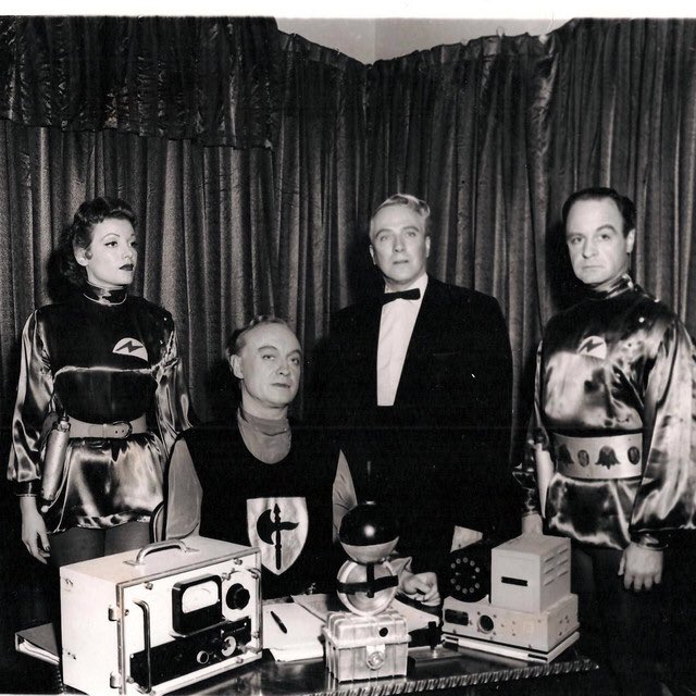 ForbiddenPredi1's tweet photo. “Can your heart stand the shocking facts about grave robbers from outer space?!” #criswellpredicts #forbbidenpredictions #hollywood #edwood #plan9 #vampira #psychic #thefuture #forgottenfuture #torjohnson #belalugosi #fakeshemp https://t.co/xoePMs9OFA