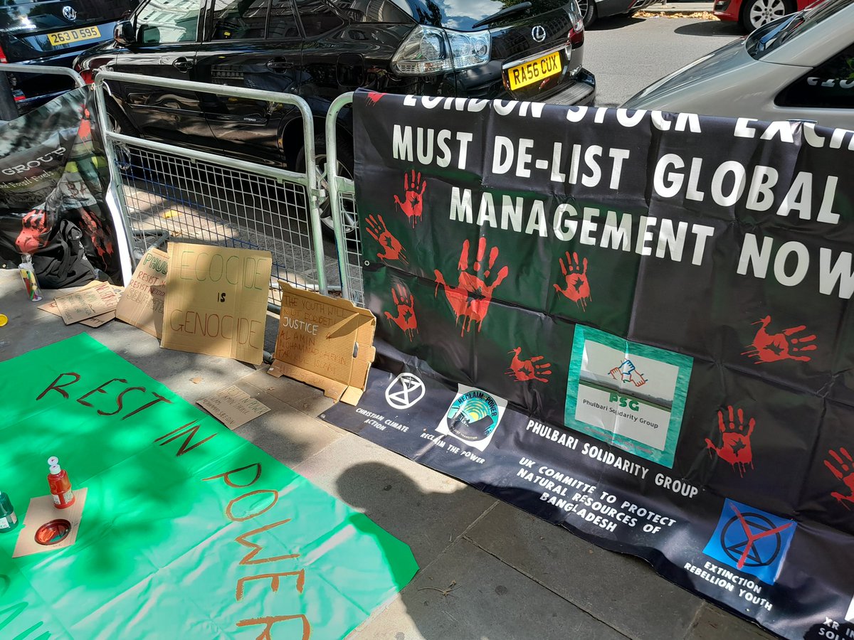 PaulVDudman's tweet photo. #PhulbariDay @PSG_BD
Ecocide is Genocide.
Resist and De-List @GCMResources
Never Forget Mohammed, AlAmin, Tarikul #Phulbarimassacre. https://t.co/g4yIfUfcgS