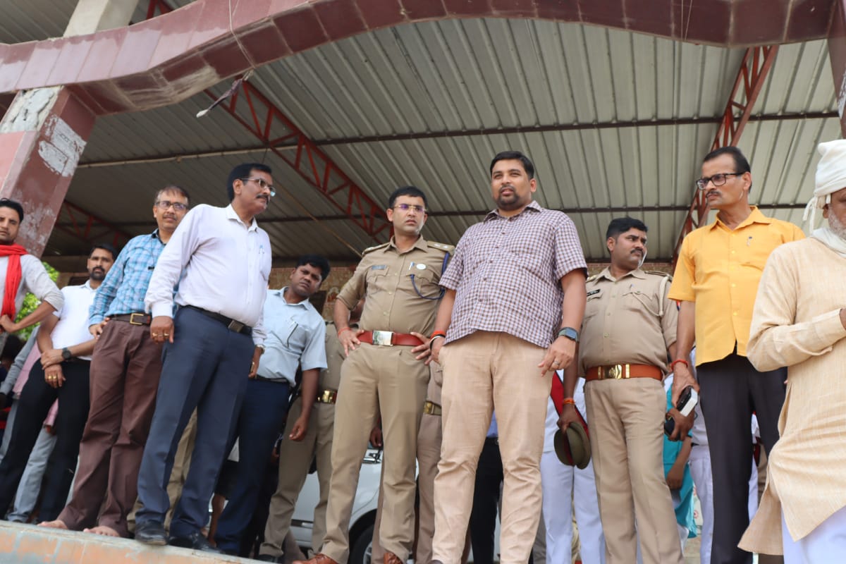 DM Chitrakoot tweet media