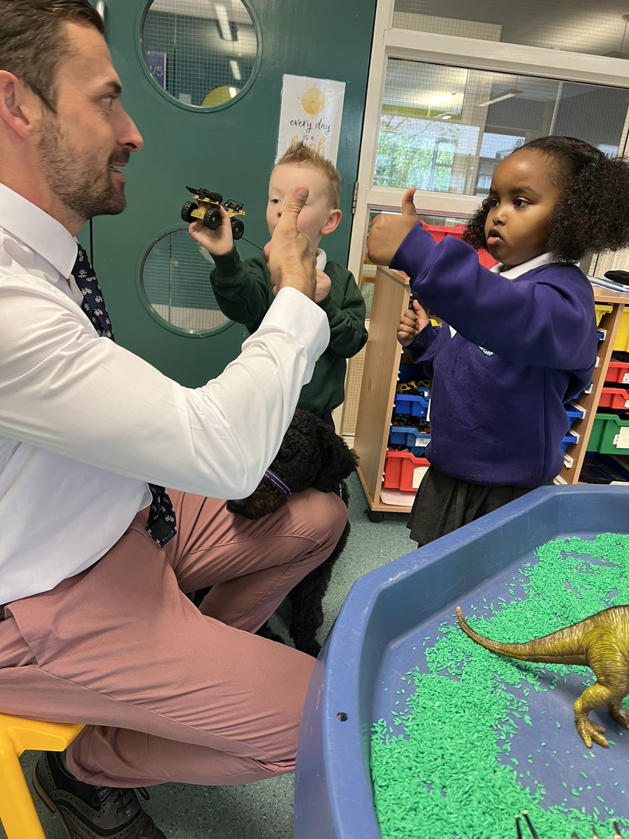 We had some very excited young people in school today as Molly helped welcome our new pupils into school for their induction morning <a href="/ADNIDOGS/">assistancedogsni</a>