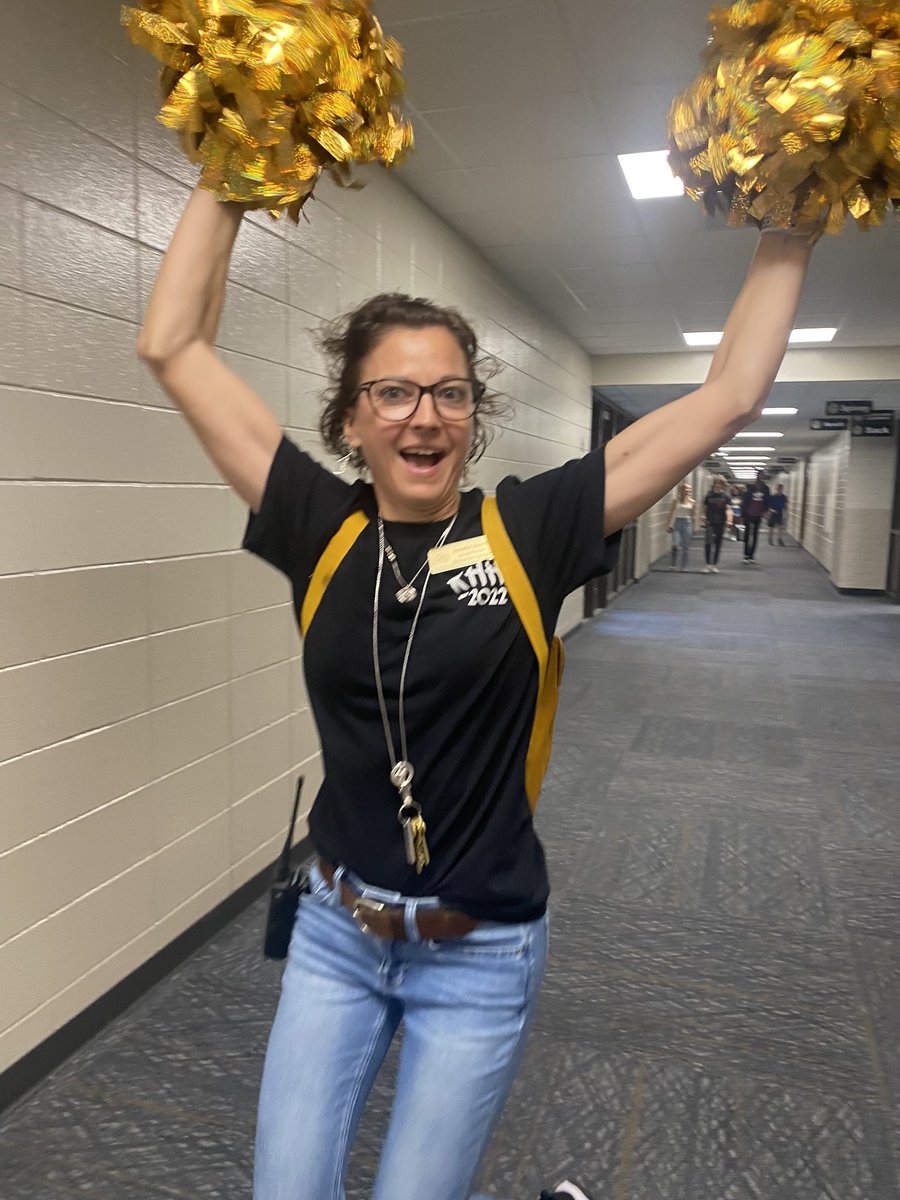 KerryBayens's tweet photo. 700-ish Hall Peeps (missing a few all stars from the team) always prepared to ROCK and ROLL…what you got for us Friday?!?!🏈💛🖤#WeREADY #OuRHouse #OurHalls #GoWildcats #LetsGetThisPartyStarted @RichmondHill_HS https://t.co/1Bts4lM4La