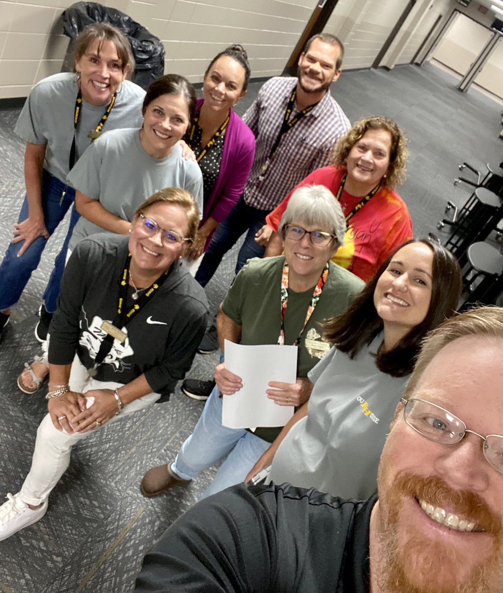 KerryBayens's tweet photo. 700-ish Hall Peeps (missing a few all stars from the team) always prepared to ROCK and ROLL…what you got for us Friday?!?!🏈💛🖤#WeREADY #OuRHouse #OurHalls #GoWildcats #LetsGetThisPartyStarted @RichmondHill_HS https://t.co/1Bts4lM4La