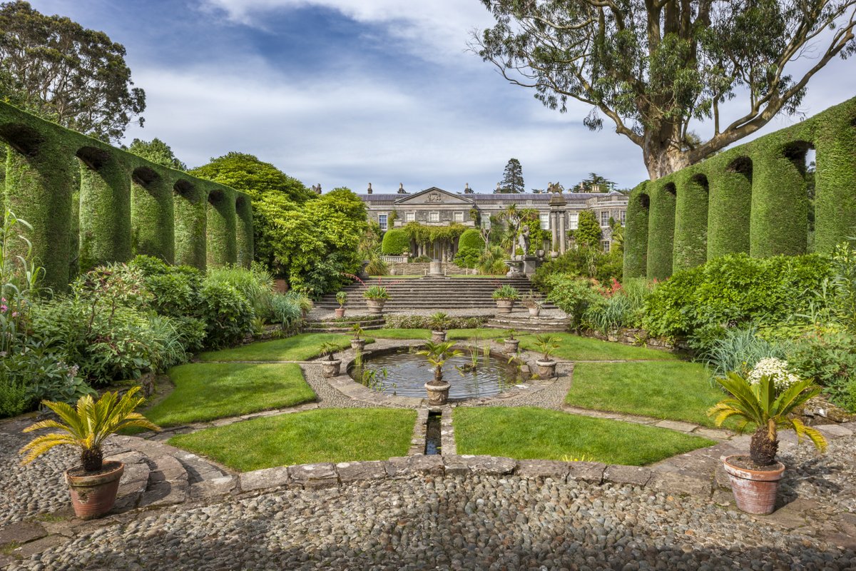 NationalTrustNI's tweet photo. 'A poor life this is if, full of care, we have no time to stand and stare' William Henry Davies
In late summer, a grand garden is the perfect place to stand and stare. #BankHolidayWeekend #PlacesMatter https://t.co/c7MlytqLTf https://t.co/dFQpHhj9Ek