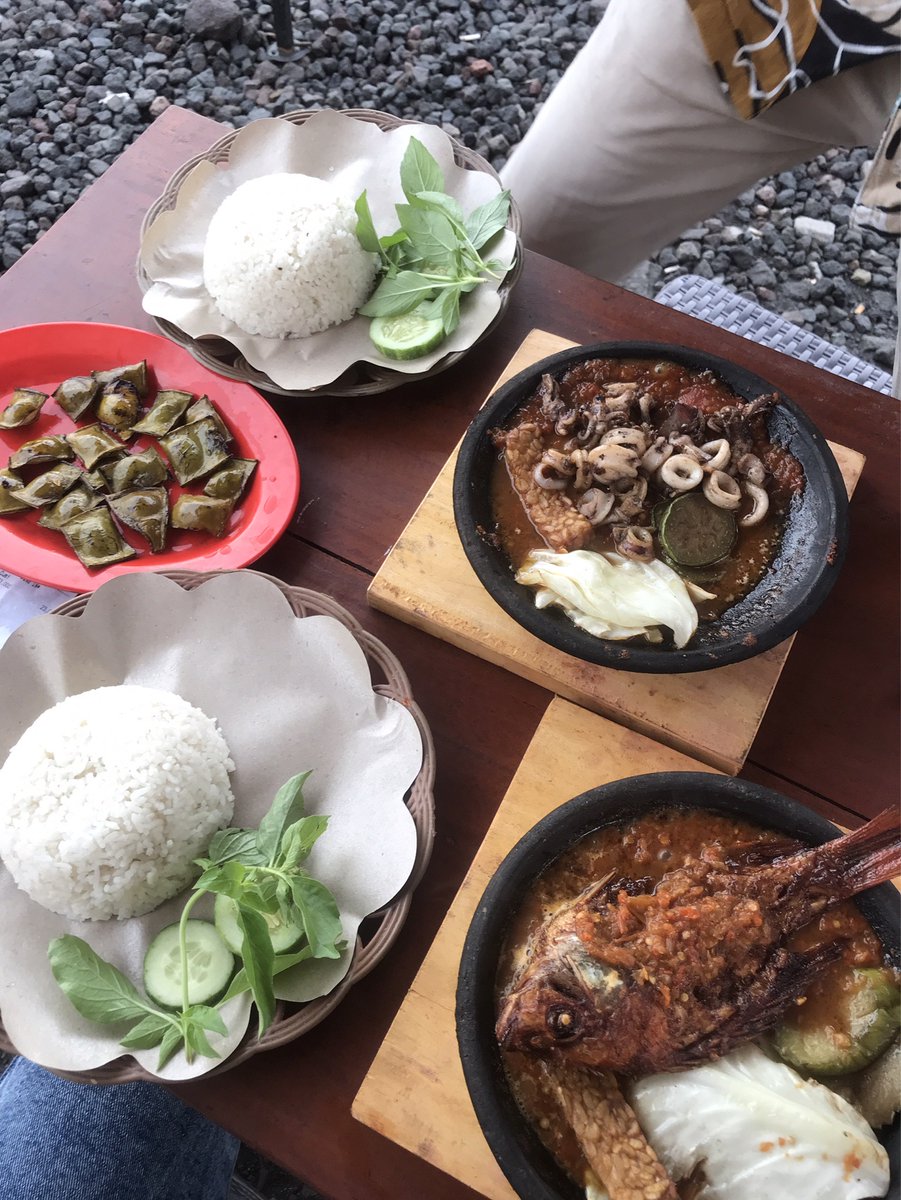 svournn's tweet photo. @FOOD_FESS 🤤🤤🤤 https://t.co/H8kn5azQhc