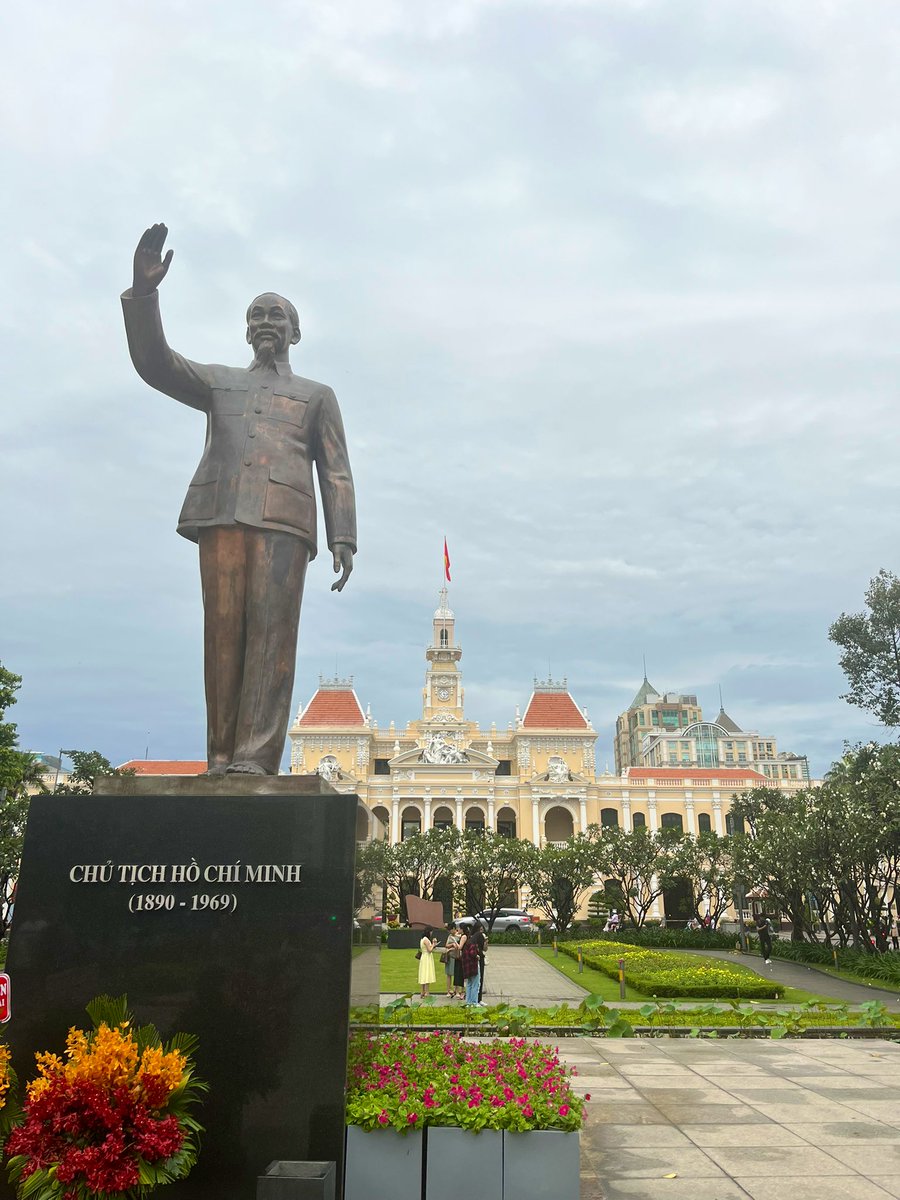 GiuliaGandelli's tweet photo. Ho Chi Minh ✨ https://t.co/MbS8fSh6uu