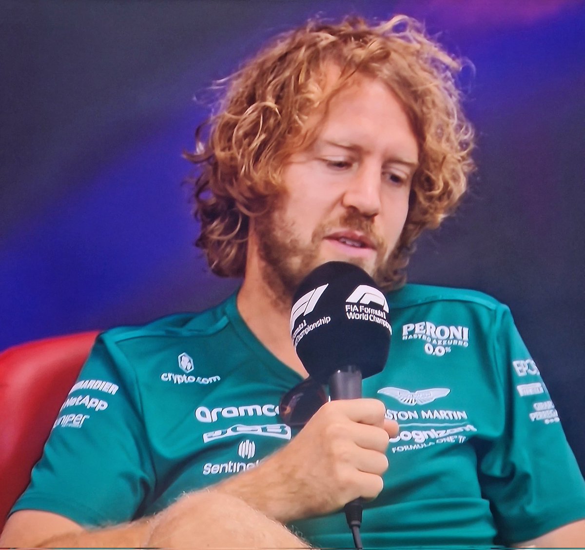 guapa_f1's tweet photo. Cuando vuelves del #summerbreak con resacón y sabes lo que se viene...
#BelgianGP 😅
#f12022 #Formula1 #F1 #f1funny #SpaGrandPrix #Vettel https://t.co/eCnZZUS9K0