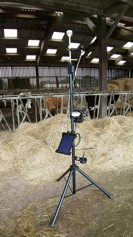 LCJCapteurs's tweet image. Le Diagno'Peek de @CopeeksS  intègre le capteur de vent à ultrasons SONIC-ANEMO-SDI !
Ce kit transportable permet de mesure l'ambiance dans les bâtiments d'élevage ! Avec sa multitude de capteurs, il fait une lecture précise en temps réel de l'atmosphère. #agtech #agriculture