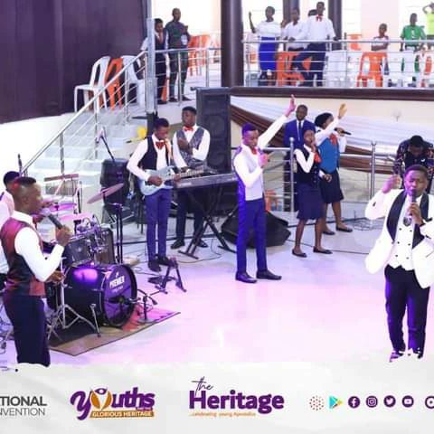 onefoldtv's tweet photo. Singing...
'Afo edi ete
Anam mkpo nte ete
Ada ubok fo osio ukpong mi k'ubok mme asua'.

#YouthsAndTheGloriousHeritage
#1stInternationalYouthConvention
#TACNService 
#OneFoldTV https://t.co/qJntubbUxN