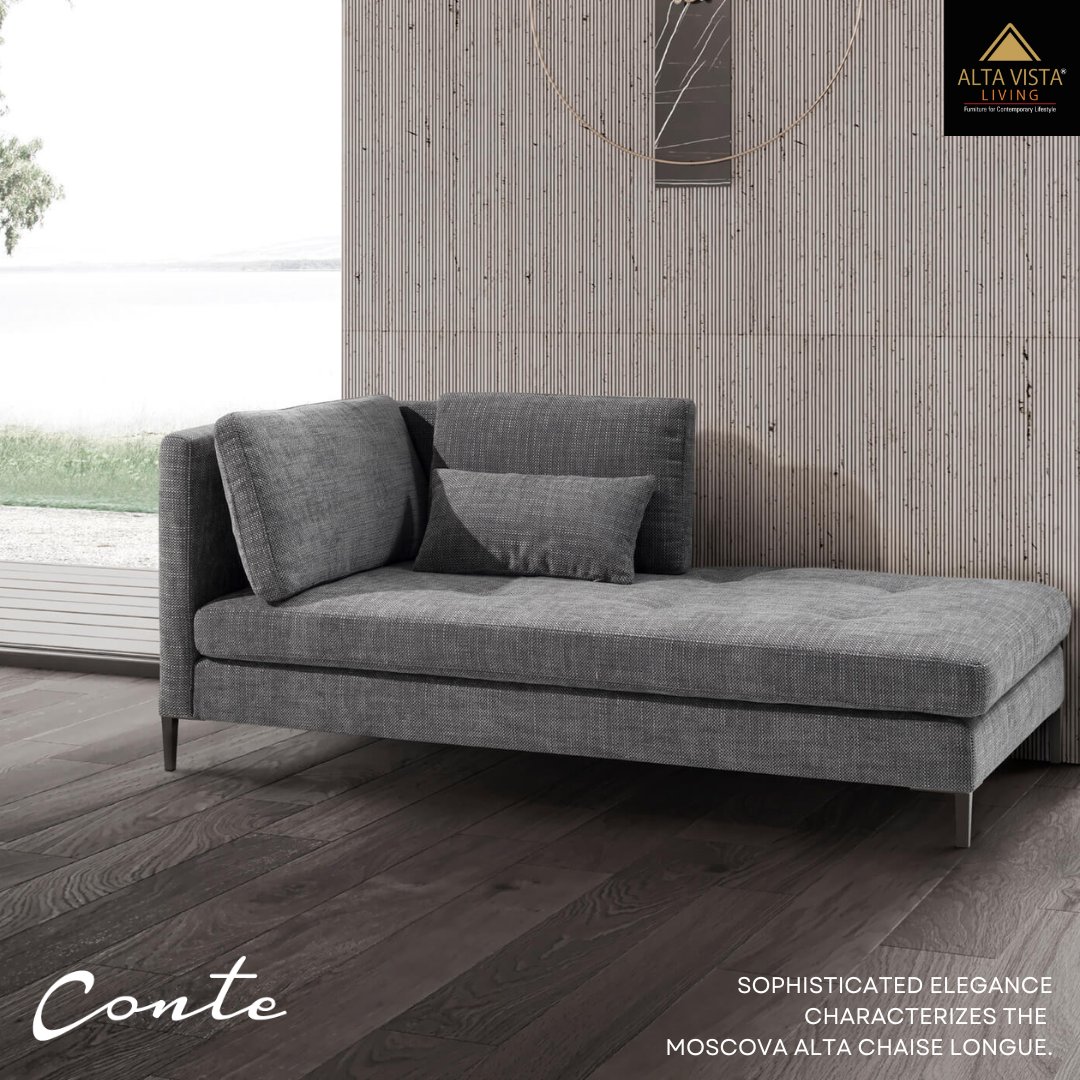 Sophisticated elegance characterizes the MOSCOVA chaise longue. 

The upholstered structure covered in fabric or leather is available in two different versions of right and left armrest and in two different base versions
@contebed
#livesimple #homeinspirations #interio #homedecor