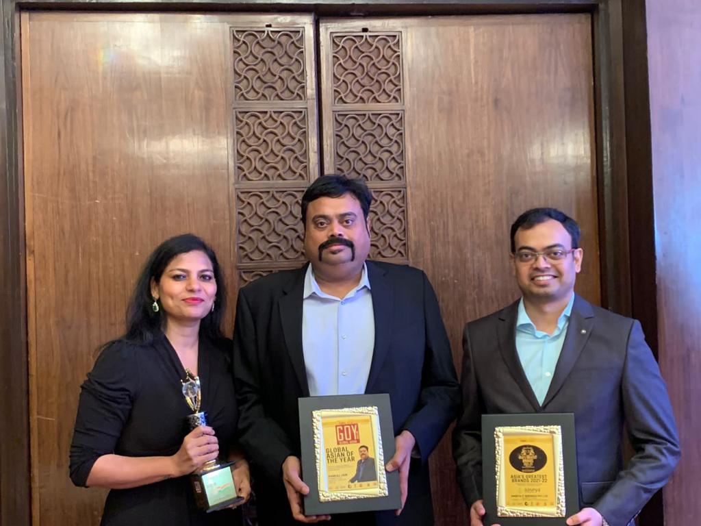 AaseyaIT's tweet photo. It was an wonderful evening at the AsiaOne Greatest Brand and Leaders Awards in New Delhi. #Aaseya was recognized with the “Asia’s Greatest Brands 2021-22” award and to add to our achievement, our CEO Pankaj Jain was felicitated as the “Global Asian of the Year 2021-22.” https://t.co/dmDslfIhQq