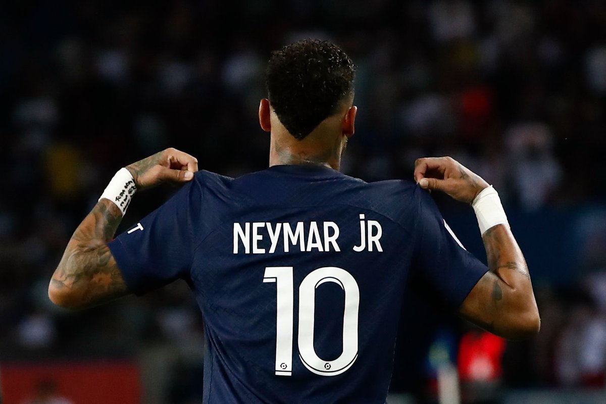 NeymarXtra's tweet photo. 🎙️| Christophe Galtier: 

“Neymar has made an extraordinary start to the season. He's both a goalscorer and a passer. 

“He is a player who is capable of being decisive against the GK but also very selfless.” https://t.co/jrZ26wXGeH