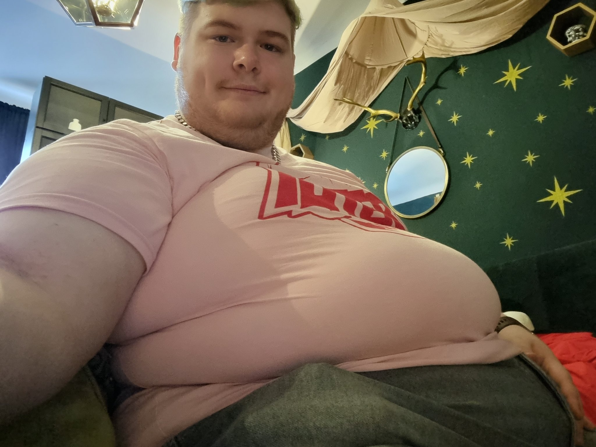 Superchubhansel On Twitter Does Pink Make Me Look Like A Pig Https superchubhansel-on-twitter-does-pink-make-me-look-like-a-pig-https