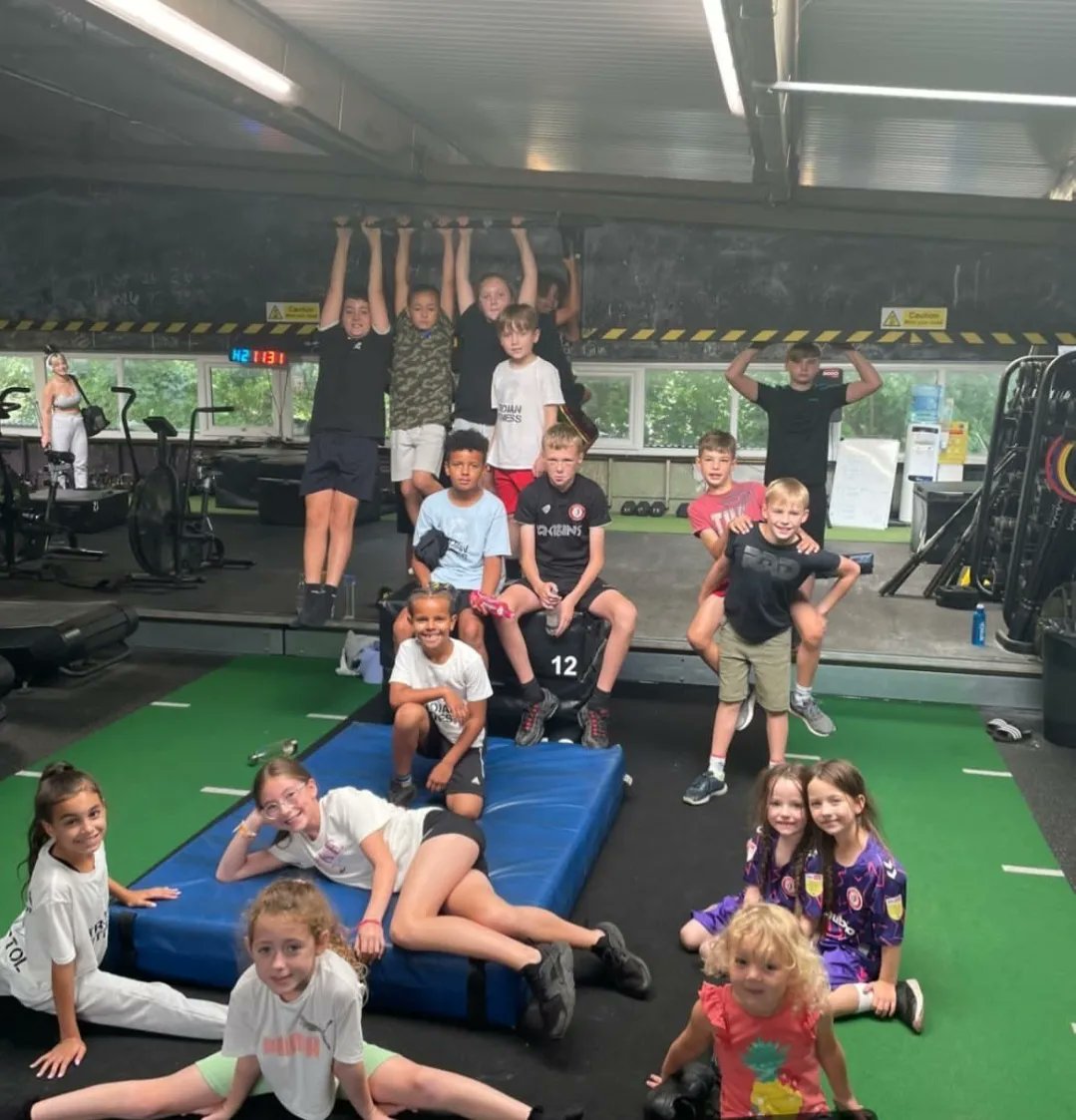 JPSSportsWork's tweet image. Mini Trojans!!!! 💪

Well done to the kids that have attended @TrojanFitness Kids Camp over the last few weeks, with some wearing the Trojan sauce! 😉👍

Mini tees printed by us here, at JPS

📧 sales@jpssports.co.uk
☎️ 01179 390370