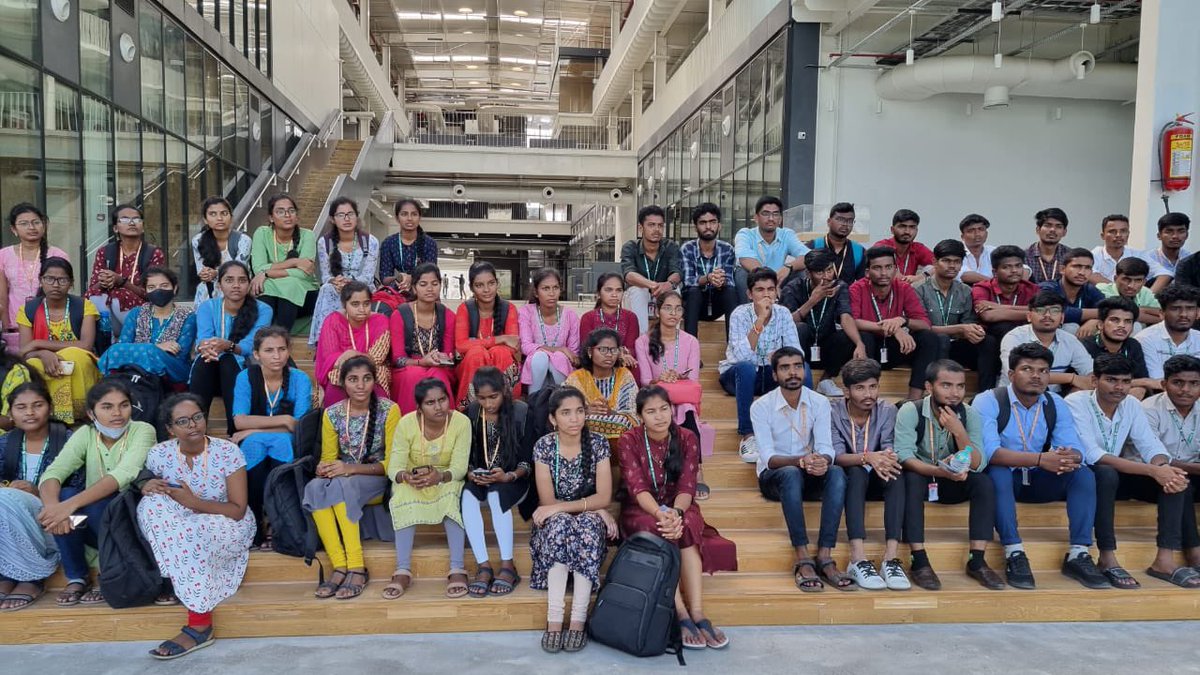 KTRBRS's tweet photo. Glad that 150 bright youngsters of IIIT-Basara had a first hand exposure to @THubHyd &amp; @TWorksHyd 

We need more entrepreneurs coming from our institutions of excellence and am confident that Govt’s efforts in this regard will pay rich dividends 👍 https://t.co/MvUcGcO9Lz