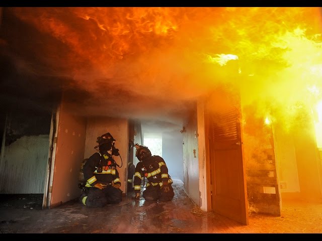NFSAorg's tweet photo. #FastestwaterFriday Fact:The rate of injuries per fire is 60% lower for #firefighters in buildings with #firesprinklers. Protect those that protect us! Build with #fastestwater! https://t.co/zg6TwfFepi https://t.co/NbFOrTp5nY