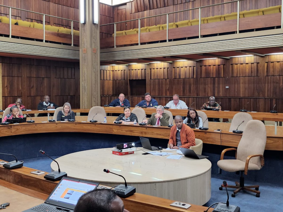 Kwa-Thema and Springs Service Delivery Meeting currently under way. Councillors and City of Officials must contantly work hand and glove to ensure the most effective, efficient and economic means of service delivery.