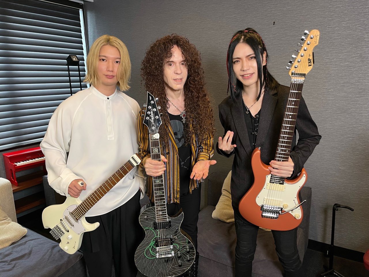 [大村孝佳]粉紅變態的吉他課