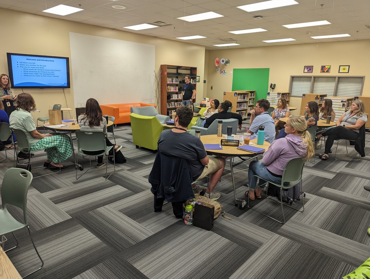 We had a great day welcoming and orienting our new 279Online staff to the building.  Looking forward to working with each one of them this year!