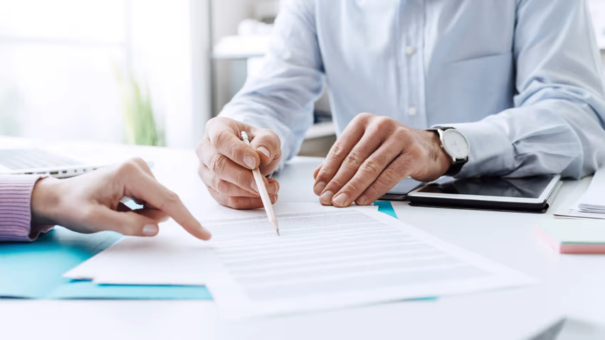 MedTechNow_'s tweet photo. more #deals & #pacts
~@neuroCareGroup, #Stimit announce strategic cooperation
~@windtreetx enters ~$80M #biobucks #deal with #LeesPharmaceutical & #Zhaoke for acute #pulmonary pipeline platform
~#Kelai pens @doublerainbow #pact to pair #drugdelivery & #biosynthesis #tech https://t.co/N9rHVkUHQi