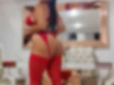 larafoxx0607's tweet photo. Sold my media, red lingerie on https://t.co/HDW0QdhKp4 https://t.co/ZOUT4xSUT6
