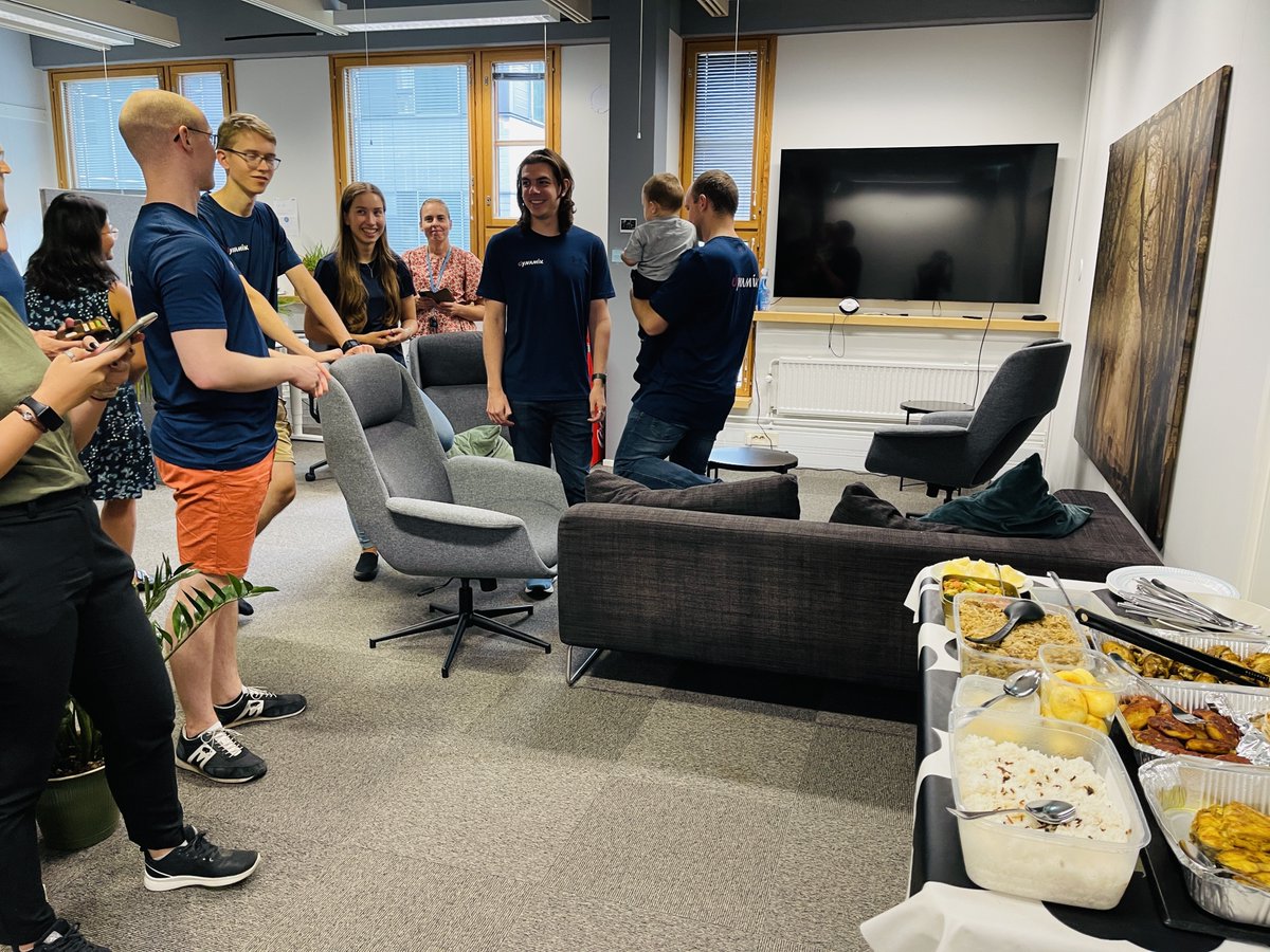 dynamik_ai's tweet image. It is our summer trainees&apos; last day and we decided to celebrate it with a special lunch. One of our workers prepared a delicious Bangladeshi dish for us to enjoy together.

What a great way to end a summer full of learning opportunities!
#dynamik #Wellbeing #internships