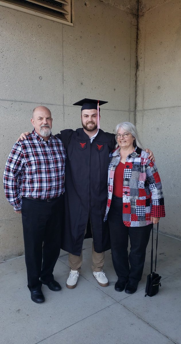 LdShipe's tweet image. Happy Birthday @WillShipe 
I love you son! You make my life brighter, I am so proud to be your mom.