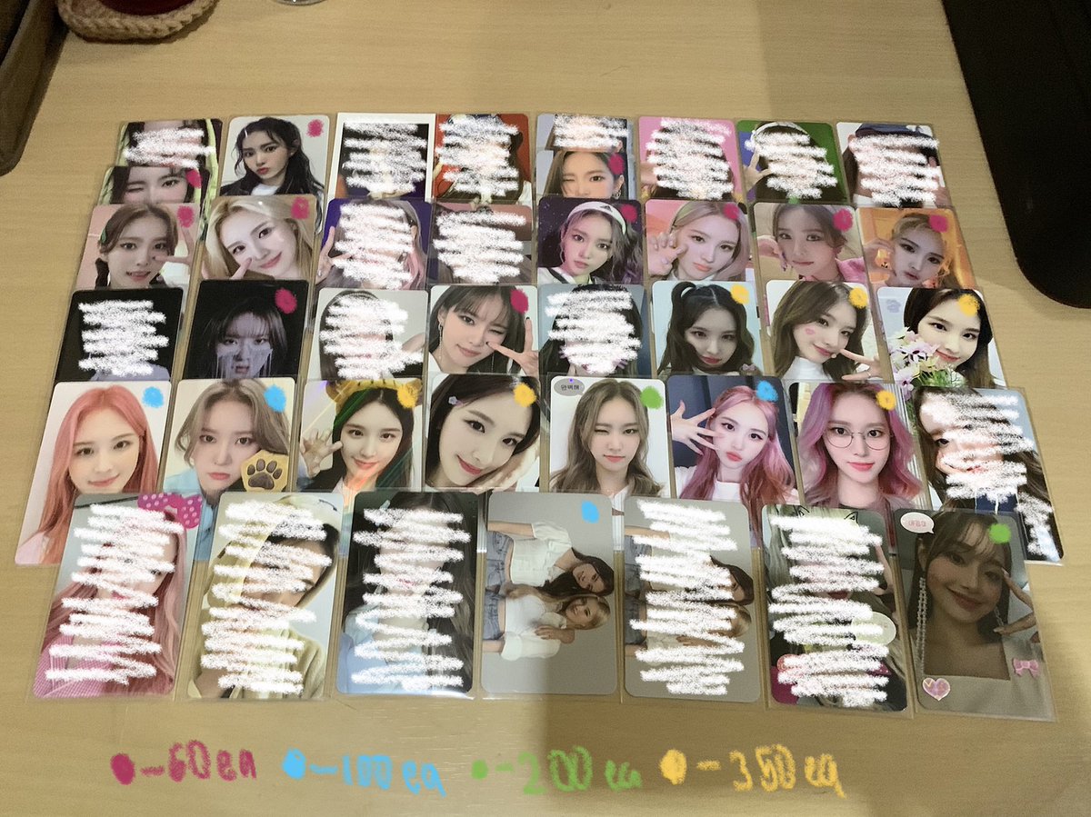 bbangsaez's tweet photo. wts lfb ph

assorted weeekly &amp; loona pcs. fixed price, no more negotiation. right pic stbo, 350. must take pob / chuu with 2 or more album pcs / unit pc! read url before transacting.

t. jaehee monday chuu https://t.co/qYNyYnKrg6