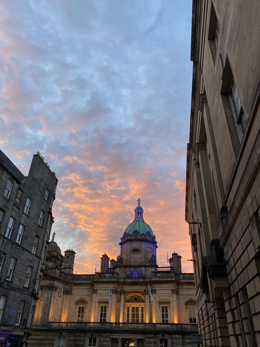 carole_brunton's tweet photo. Great day at the @edfringe with 3 shows @AliWoodsGigs good belly laugh, followed by @GussieGrips #vivayourvulva educational and entertaining - great advocate for womanβs health π³ finished the evening with @choirofman - fantastic show definitely worth going to #dancingintheisles https://t.co/EBlksvkYEB