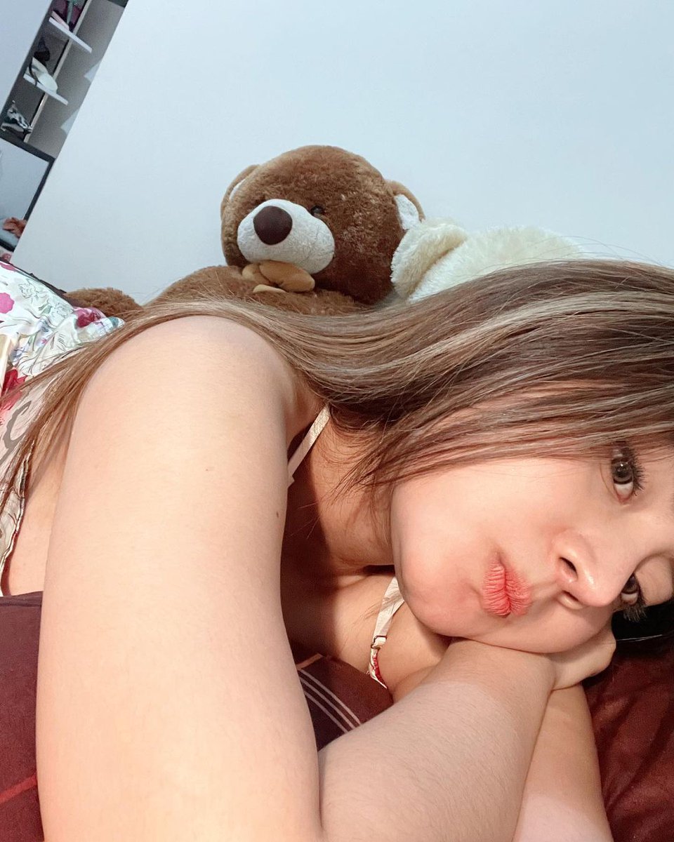 SSelarads's tweet photo. Hii,bosen ga?
Ready vcs bertarif ya
Dm aja https://t.co/bqPqmonVUS
