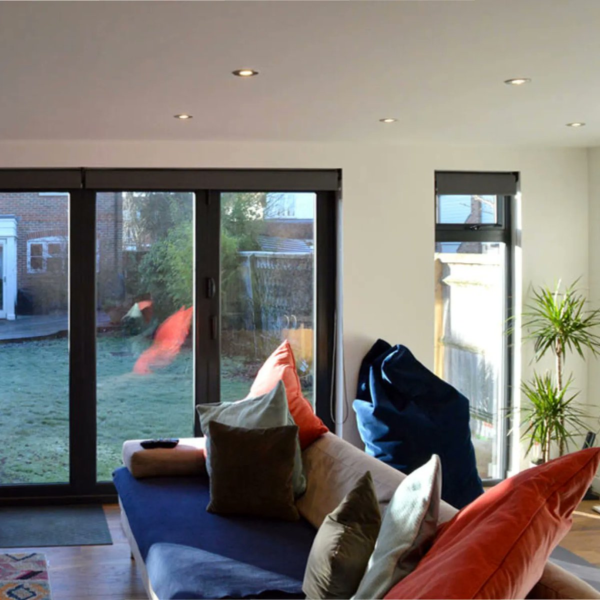 NewGardenRoomCo's tweet photo. How would you use the extra space created by a new #gardenroom? A #homeoffice? A #homegym? A #gardenbar?
John’s wish list included all of these, so that’s what we created, giving him all the space he needs to work, workout, relax and entertain. Message us for your quote today. https://t.co/CgZiKXStX0