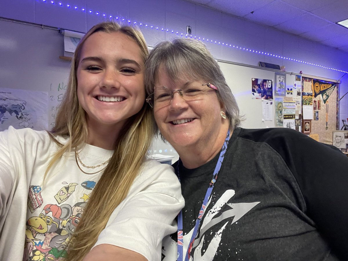 Love Ms. Dawe in her KOXC T-Shirt!! She is #ALLIN for her students in and out of the classroom.