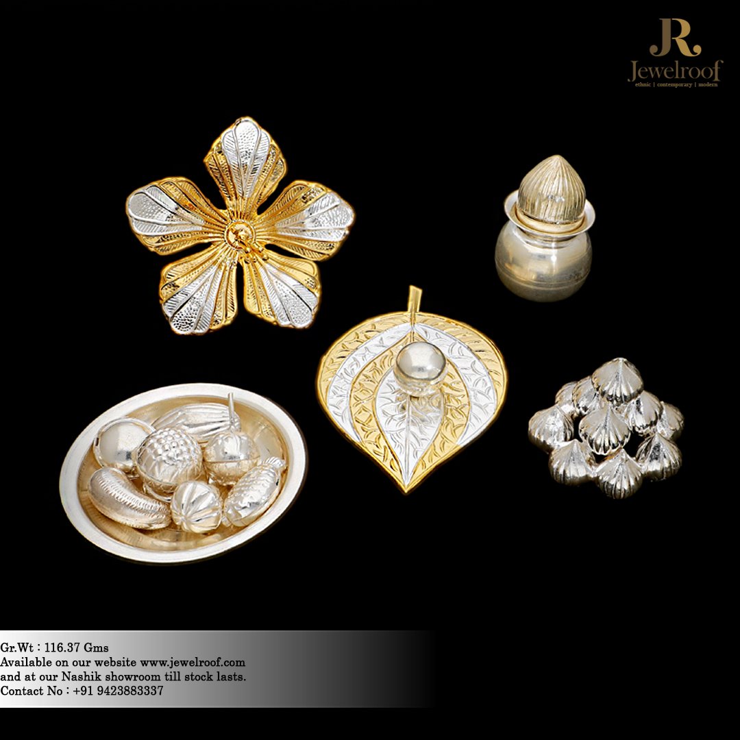 jewelroof's tweet photo. This Ganesh Chaturthi, choose beautifully designed, well-finished Silver articles to present the best offerings to Lord Ganesha.
#rcbafnajewellers #rcbafna #jewelroof #nashik #goldjewellery #ganeshchaturthi #lordganesha #silverarticles #ganeshchaturthi2022 #GaneshChaturthi https://t.co/v0LsC0UZ70