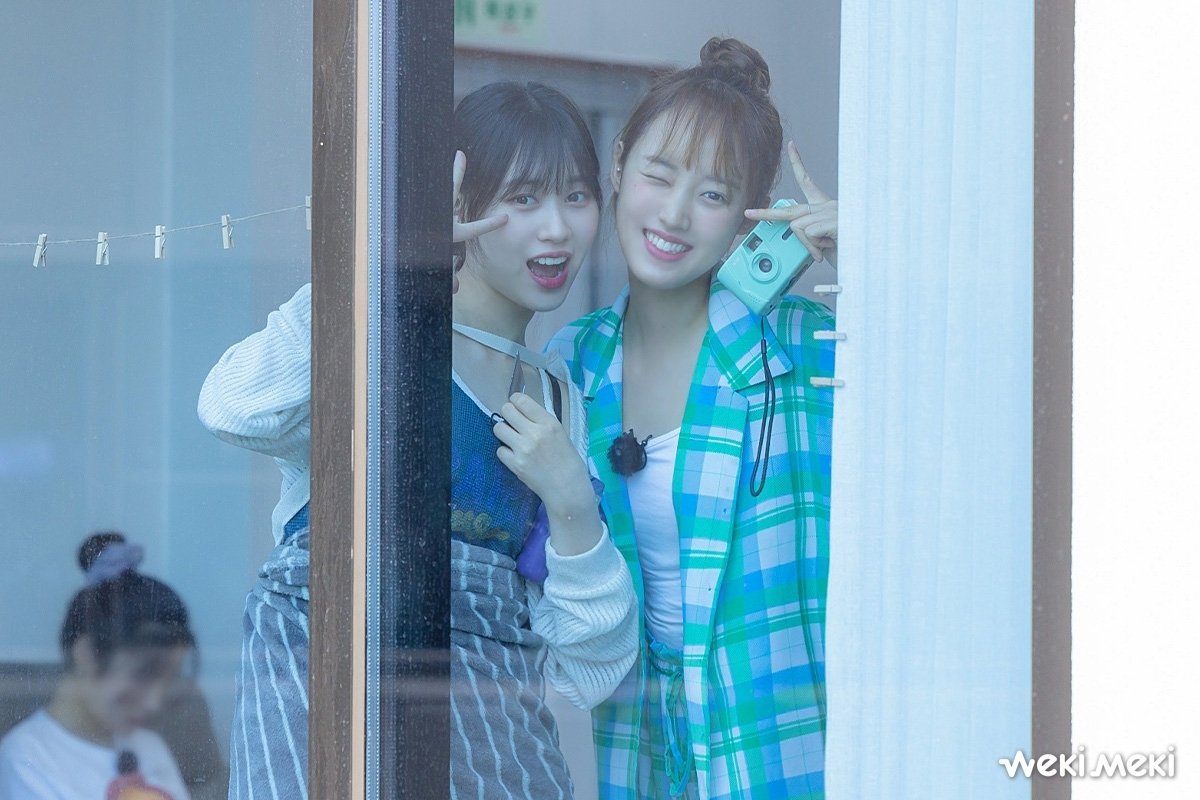 wkmk_justUS's tweet photo. (6) #위키미키 #WekiMeki 
#LetsGo_WE_ME #We_Me #위키미키링_힐링여행 https://t.co/Q8YkoQ5Mgm