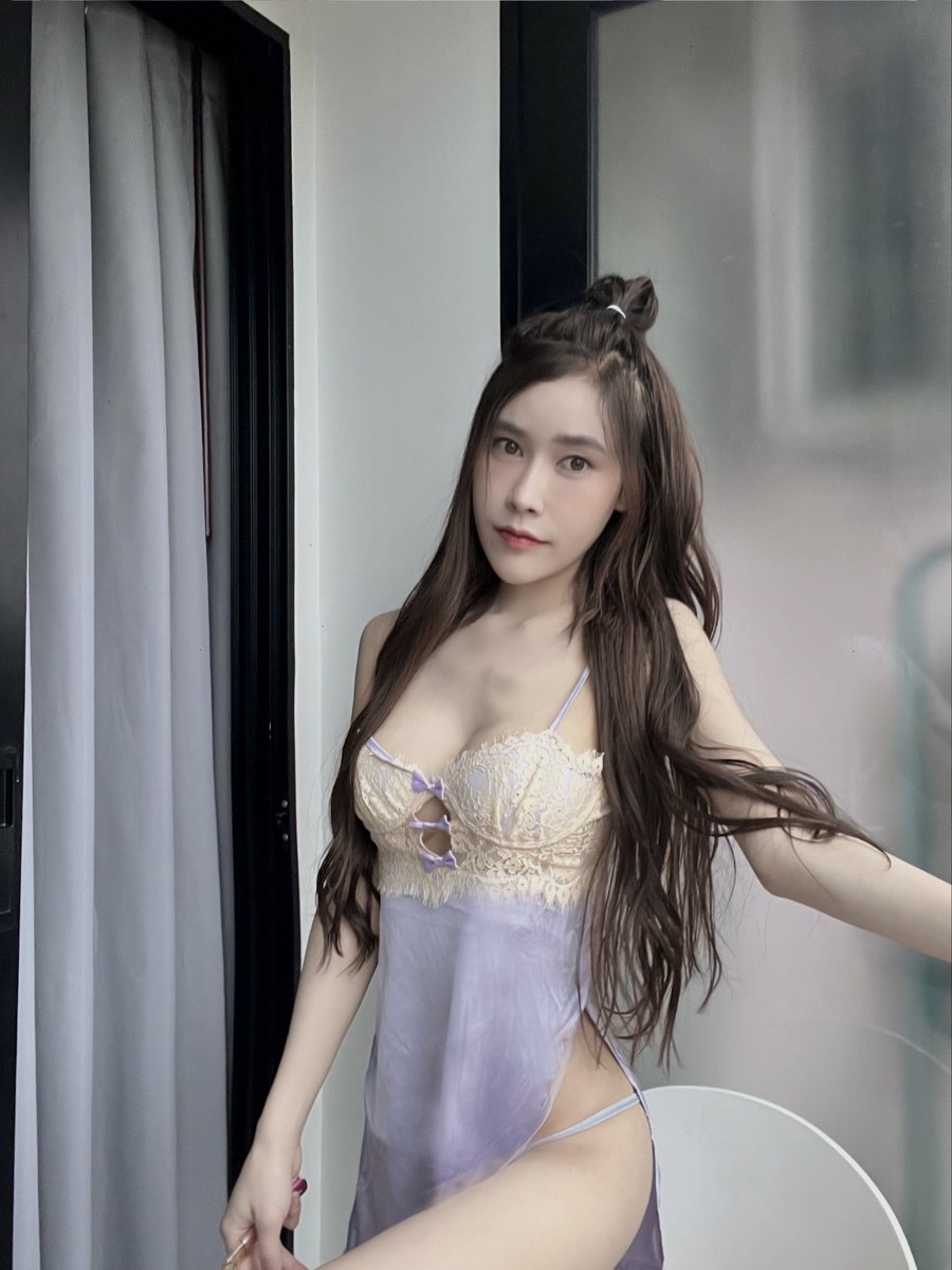 parploy40's tweet photo. ขอโทษที่ติดตลกไปหน่อย ก็ไม่รู้จะติดใครนี่หน่า🥺🥺 #แคปชั่นอ่อย  #แคปชั่นน่ารักๆ  #แคปชั่นโสด https://t.co/fZdOFVYZgG