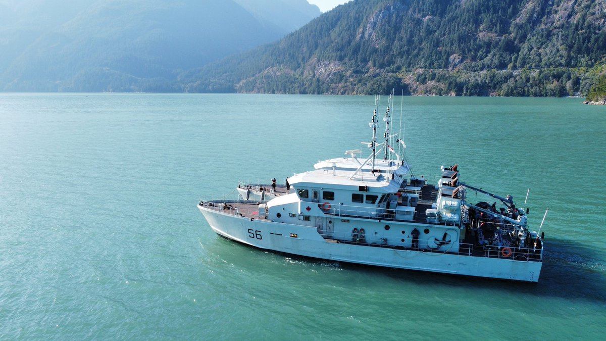 Making a bearing lattice was definitely worth it. #howesound #bc @RoyalCanNavy