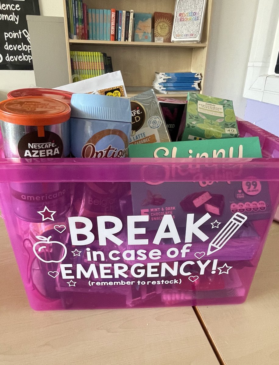 missgeog92's tweet photo. One of my top teacher tips is an emergency supply job. This is my third year of doing this in case I forget something/ have a long day!

And always include £5 in there in case there’s a whip around for a staff member or you need to buy lunch! https://t.co/lqb0LAOMFb