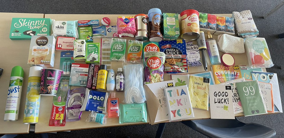 missgeog92's tweet photo. One of my top teacher tips is an emergency supply job. This is my third year of doing this in case I forget something/ have a long day!

And always include £5 in there in case there’s a whip around for a staff member or you need to buy lunch! https://t.co/lqb0LAOMFb