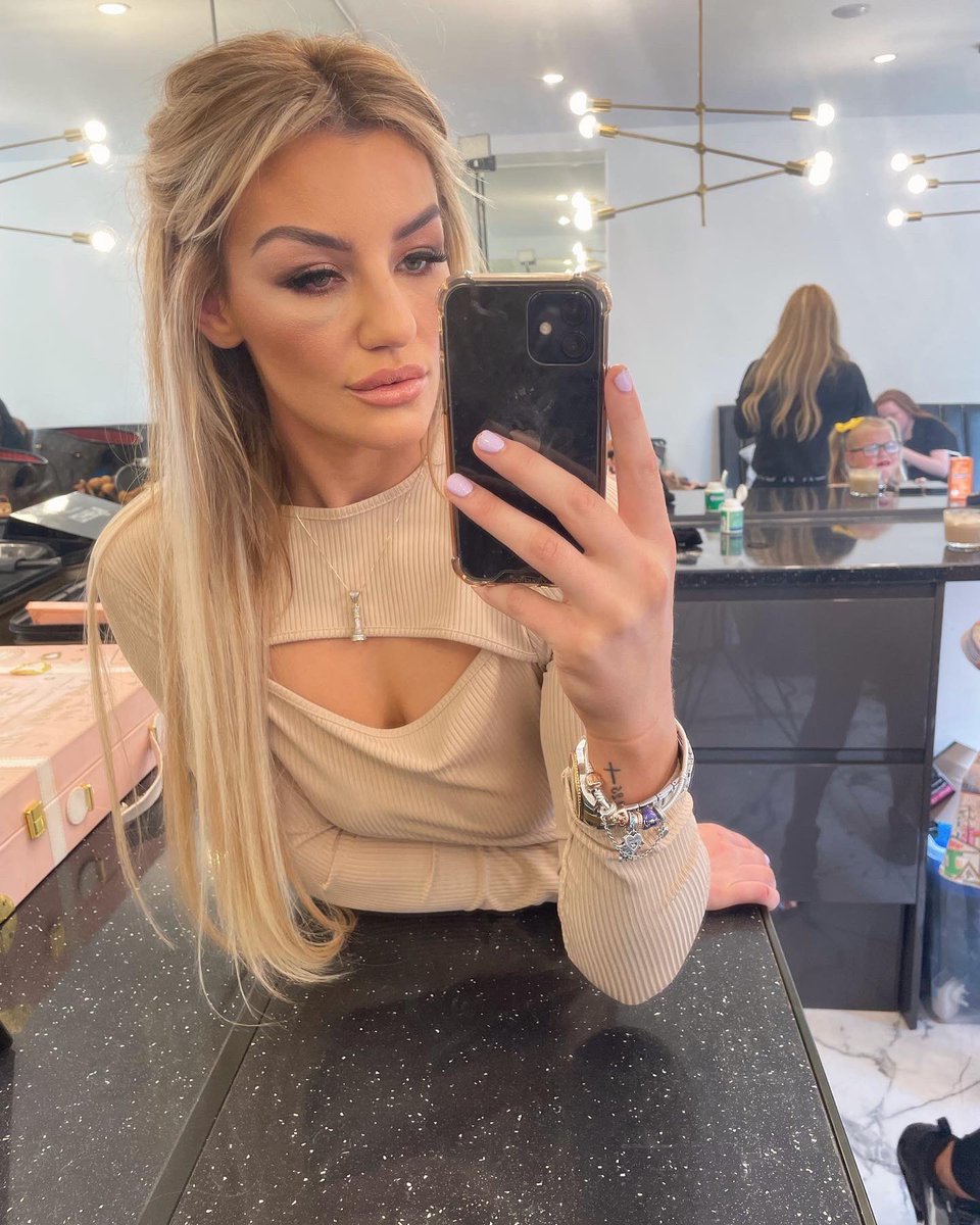 Leah McCourt tweet media